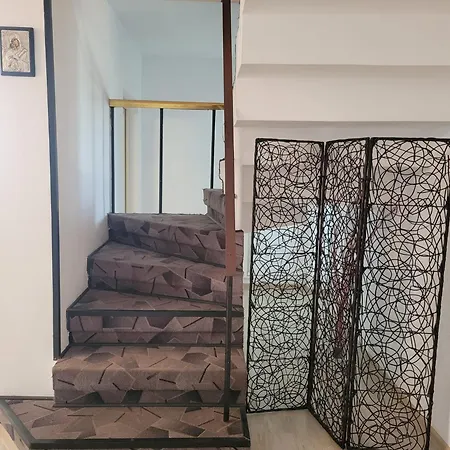 Adana House Semesterbostad